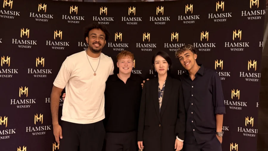News / Respect Connects Us - foto